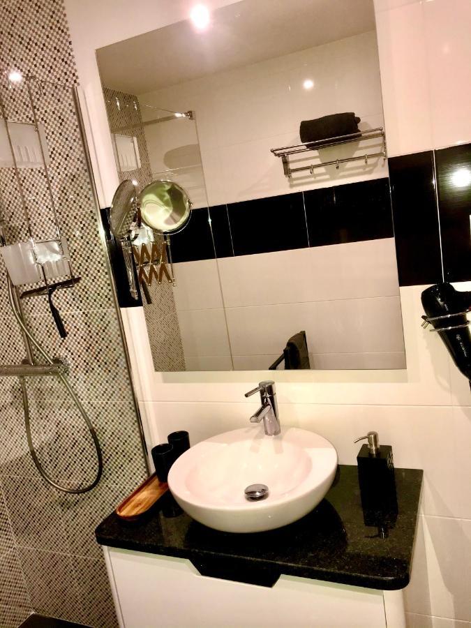 T1 Marina Park Vista Mar Apartment Лагос Екстериор снимка