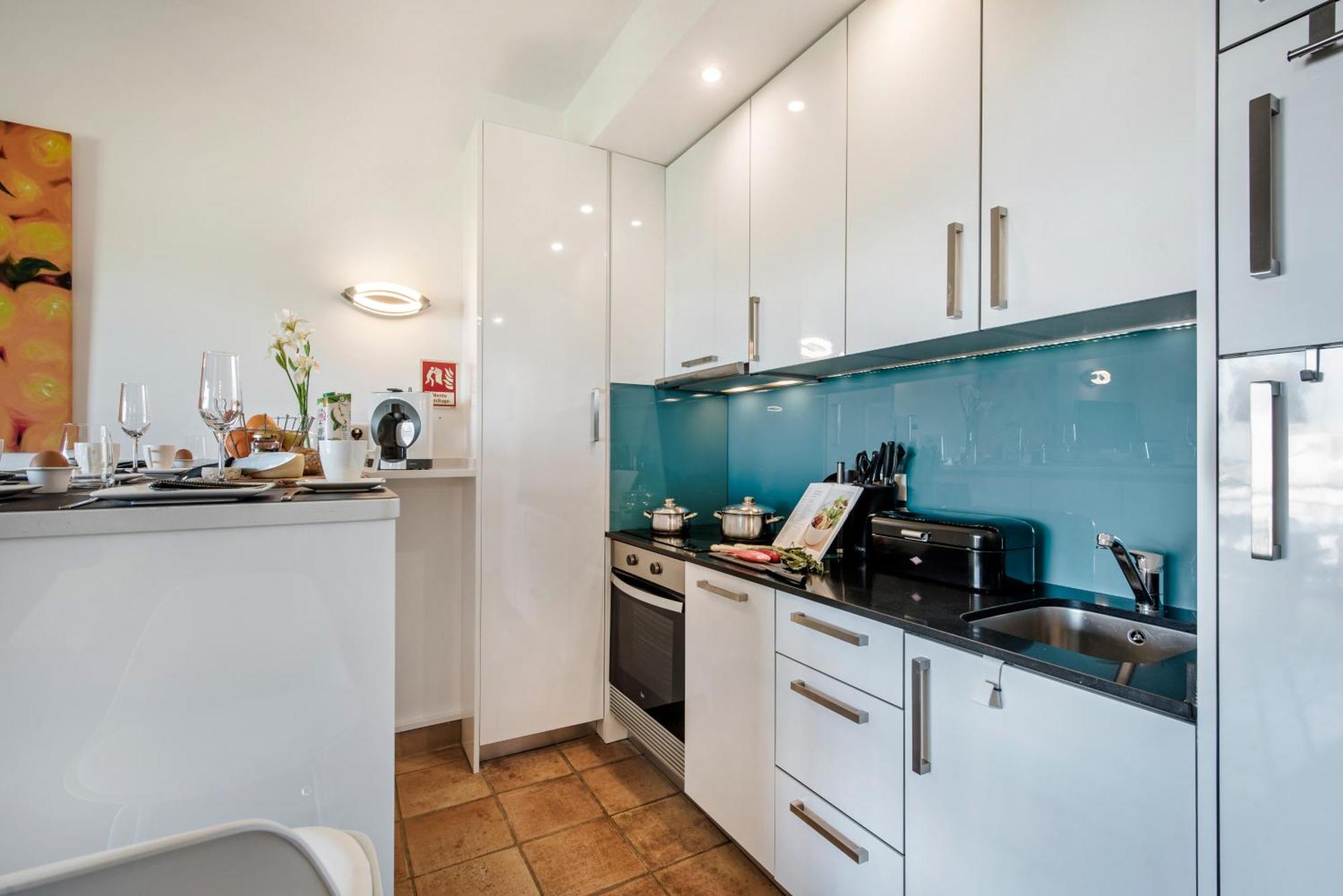 T1 Marina Park Vista Mar Apartment Лагос Екстериор снимка