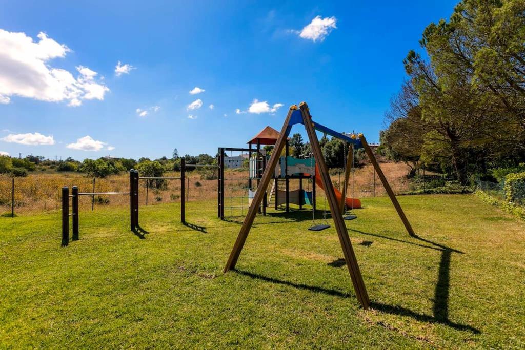 T1 Marina Park Vista Mar Apartment Лагос Екстериор снимка