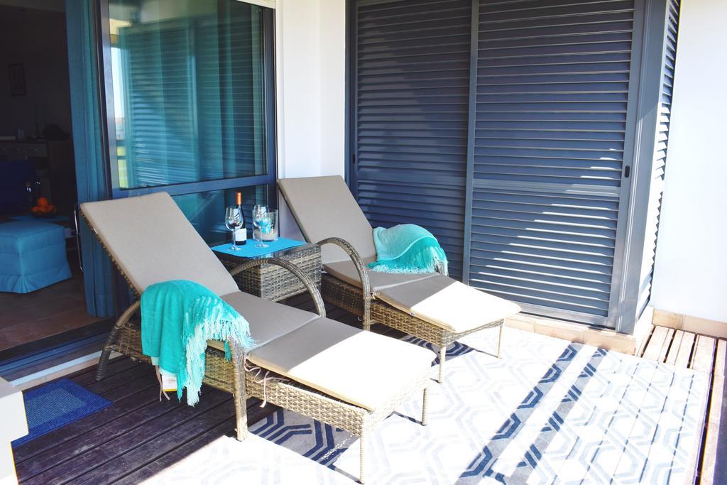 T1 Marina Park Vista Mar Apartment Лагос Екстериор снимка